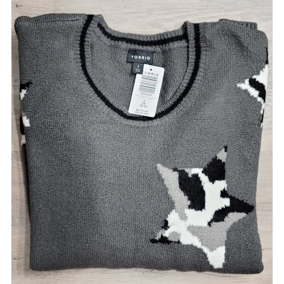 NWT Torrid 2 Stars Grey Crew Neck Sweater 2X 18 20 - Picture 6 of 9